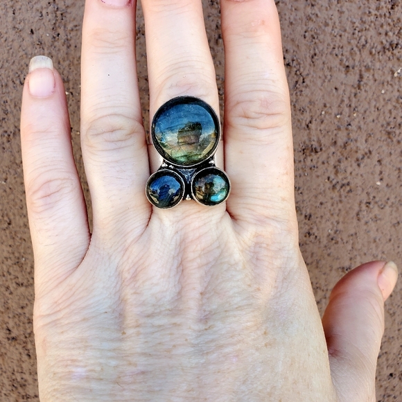 New Triple Labradorite 925 Silver Statement Ring. - Picture 14 of 15
